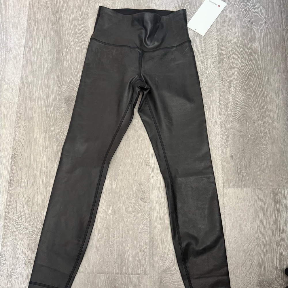Lululemon Wunder Train HR Tights 25” Matte Foil - Size 4